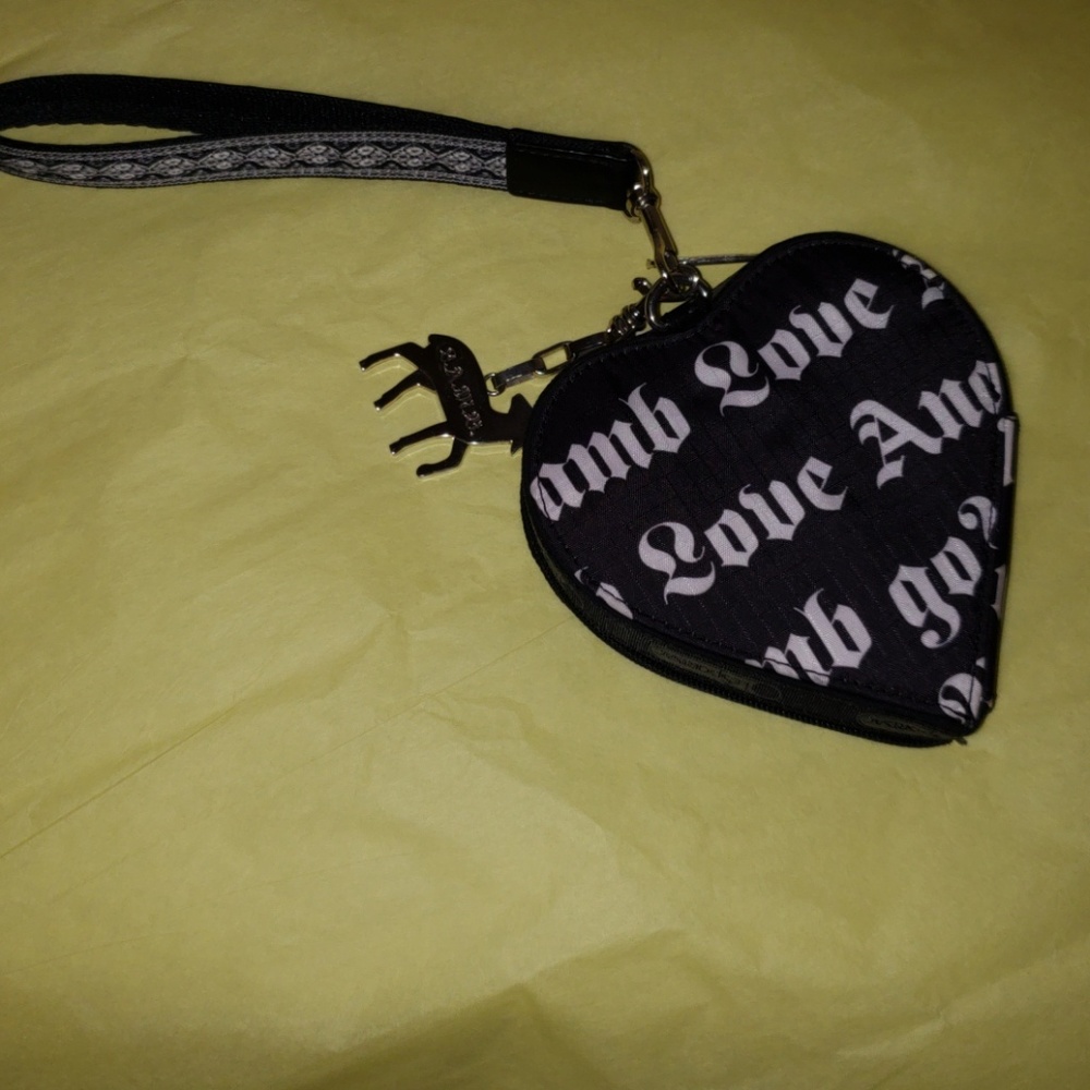 Lamb wristlet